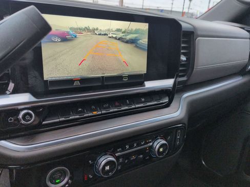 Used 2022 GMC Sierra 1500 SLT image 29