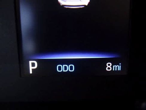 Used 2025 Toyota Corolla LE image 14