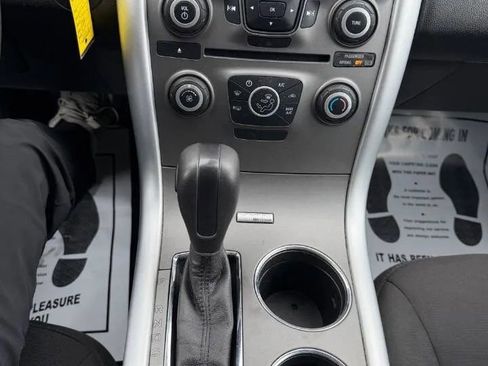 Used 2013 Ford Edge SE FWD image 16