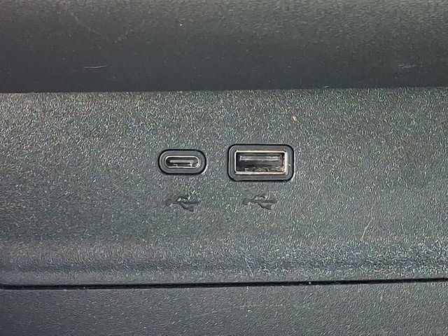 Used 2025 Chevrolet Equinox LT AWD/4WD image 24
