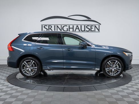 Used 2021 Volvo XC60 T6 Momentum w/ Advanced Package AWD/4WD image 4