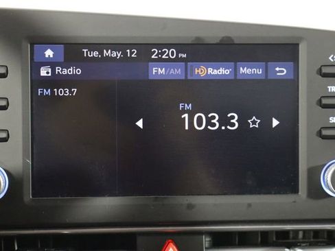 Used 2025 Hyundai Elantra SE FWD image 25
