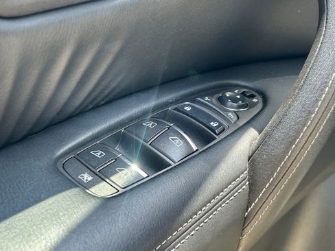 Used 2019 Nissan Armada SL w/ Premium Package RWD image 29