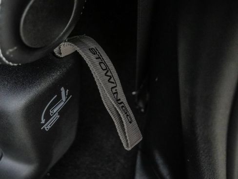 Used 2025 Chrysler Pacifica Select FWD image 61