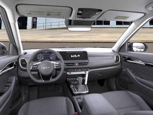 New 2026 Kia Seltos SX image 16