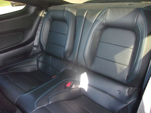 Used 2021 Ford Mustang Premium w/ 2.3L High Performance Package RWD image 12