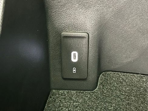 New 2026 Volkswagen Atlas Peak Edition AWD/4WD image 15