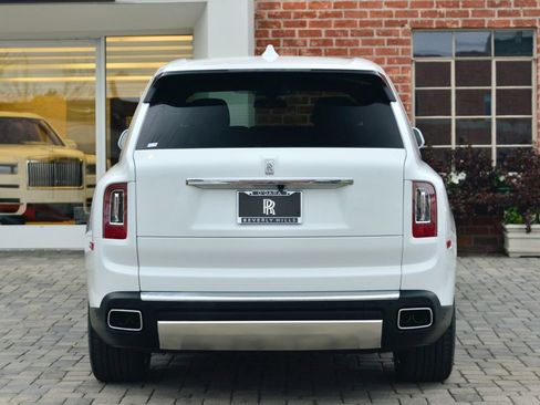 Certified 2023 Rolls-Royce Cullinan w/ Technology Package AWD/4WD image 31