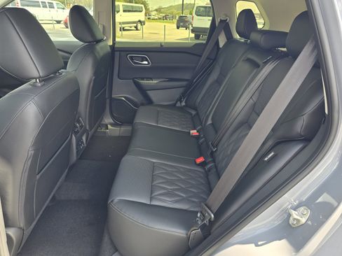 New 2026 Nissan Rogue Platinum AWD/4WD image 10