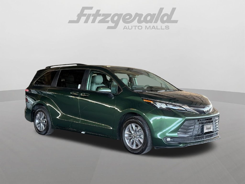 Certified 2026 Toyota Sienna XLE AWD/4WD 360° Tour