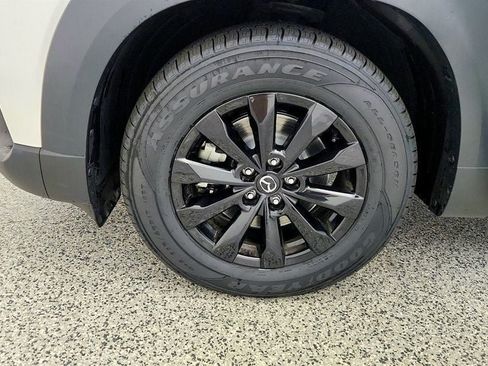 Used 2025 MAZDA CX-50 AWD 2.5 S w/ Preferred Package image 9