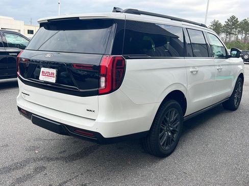 New 2025 Ford Expedition Max Platinum w/ Stealth Performance Package AWD/4WD image 7