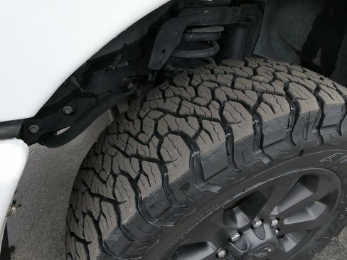 Used 2024 RAM 3500 Laramie w/ Night Edition image 13