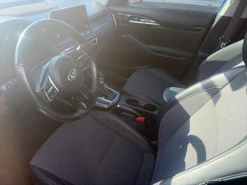 Used 2021 Kia Seltos S FWD image 6