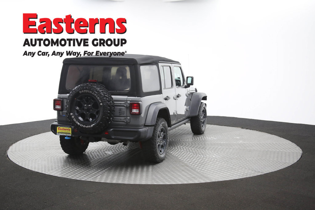 Used 2023 Jeep Wrangler Unlimited w/ Cold Weather Group AWD/4WD image 42
