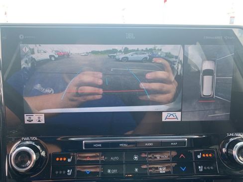 Used 2022 Toyota Highlander Limited image 20