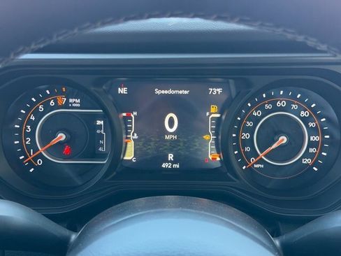 New 2025 Jeep Gladiator Sport image 35