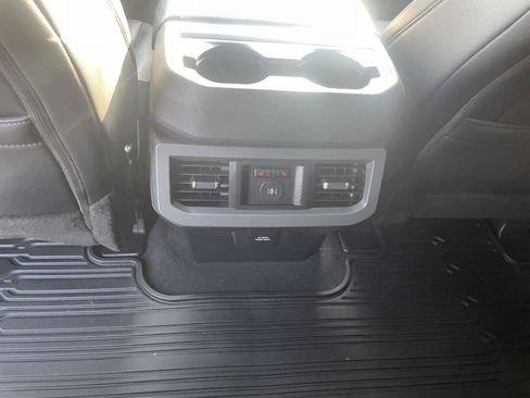 Used 2025 Ford F250 Lariat w/ Tremor Off-Road Package AWD/4WD image 30