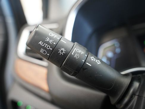 Used 2022 Honda CR-V Touring image 14