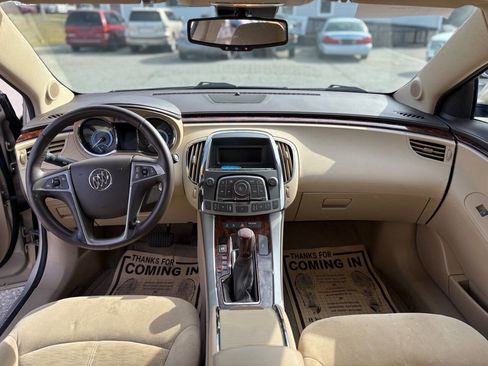 Used 2011 Buick LaCrosse CX image 16