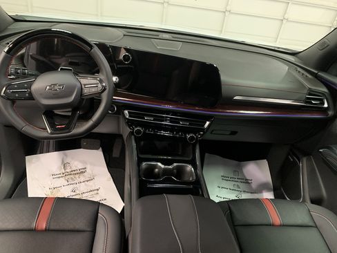 New 2026 Chevrolet Traverse RS image 13