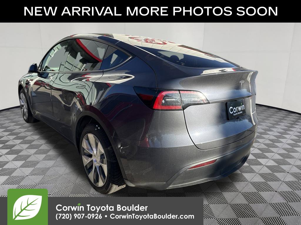 Used 2023 Tesla Model Y Long Range AWD/4WD image 5