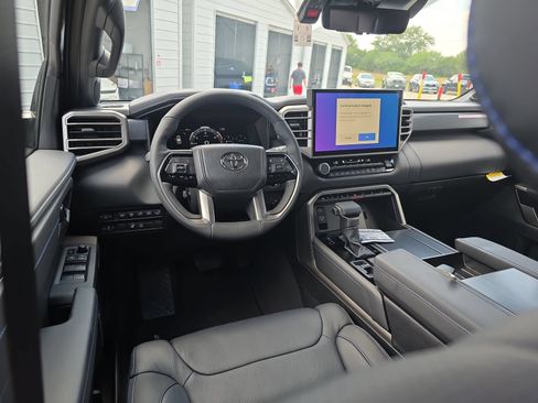 New 2026 Toyota Sequoia Platinum AWD/4WD image 12