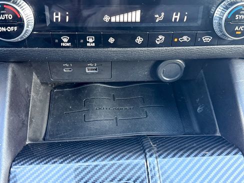 Used 2022 Mitsubishi Outlander ES image 33