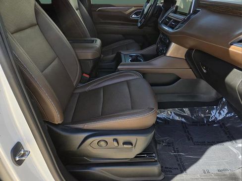 Used 2023 Chevrolet Tahoe High Country image 34