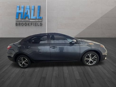 Used 2016 Toyota Corolla LE image 6