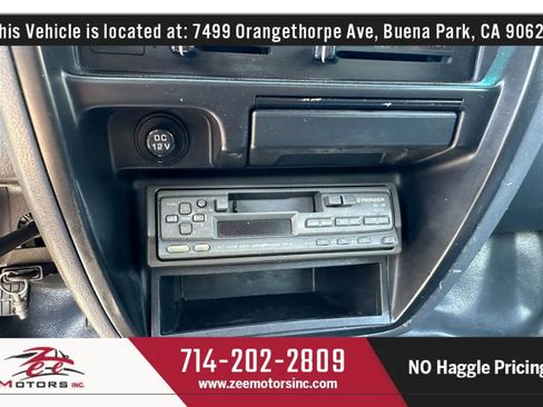 Used 1995 Nissan Pickup 2WD Regular Cab image 43