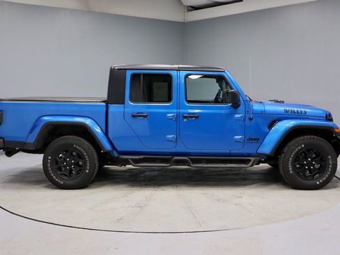 Used 2022 Jeep Gladiator Willys image 7