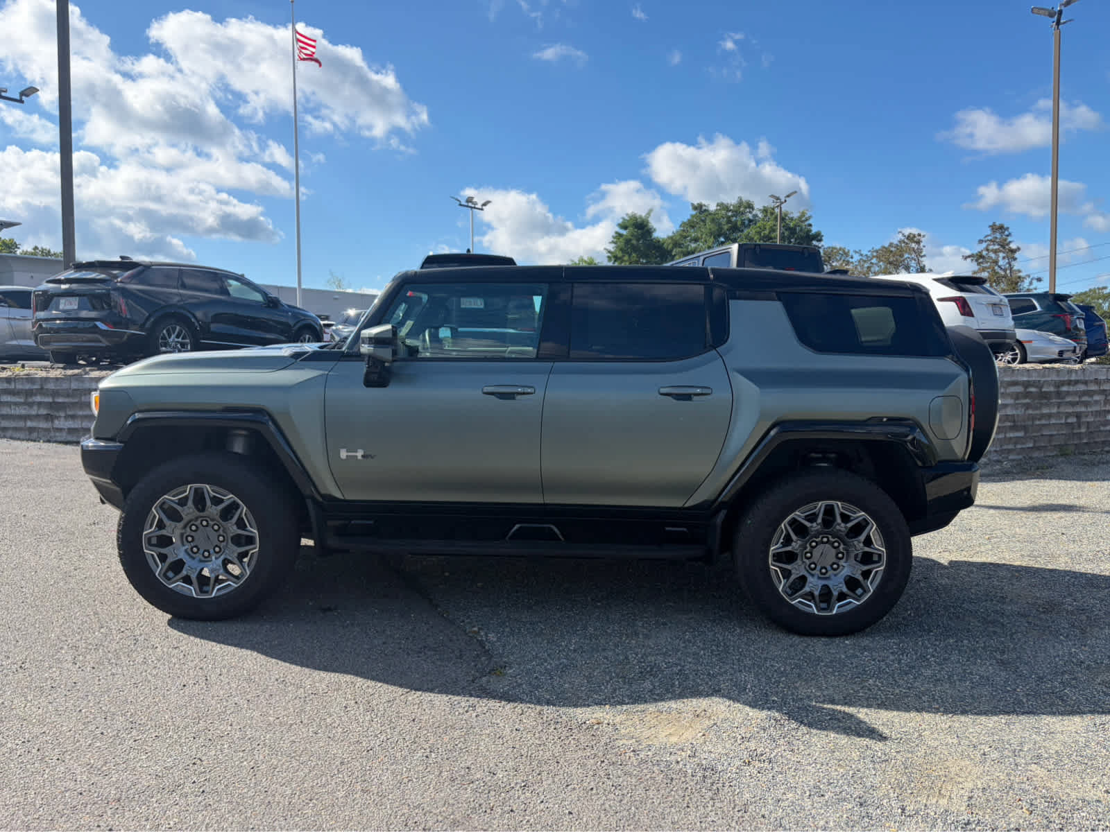 Used 2024 GMC Hummer EV 3X AWD/4WD image 11