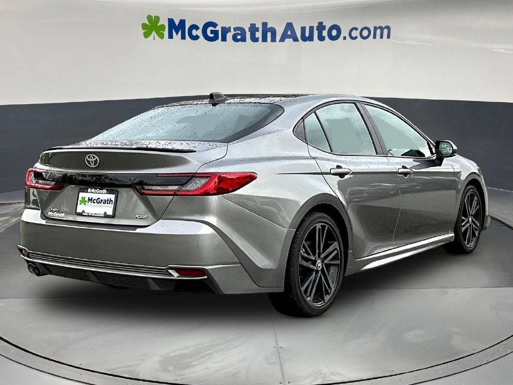 Used 2025 Toyota Camry XSE FWD image 7