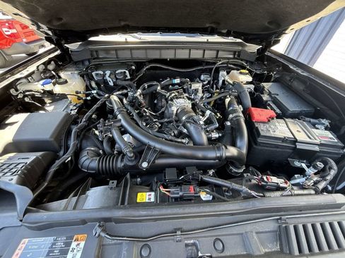 Used 2024 Ford Bronco Wildtrak AWD/4WD image 17