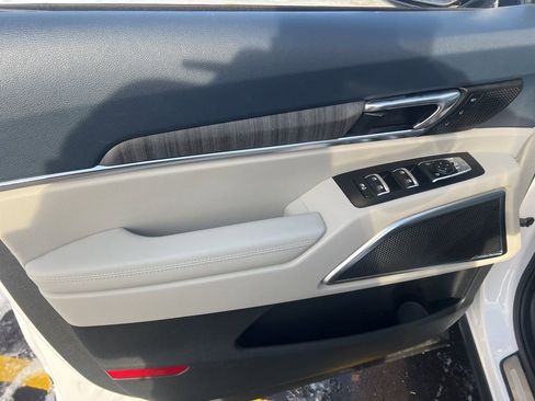 Used 2023 Kia Telluride SX Prestige image 7