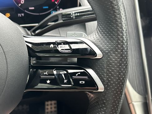 Certified 2024 Mercedes-Benz GLC 300 image 30