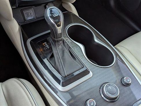 Used 2020 INFINITI QX60 Luxe w/ Essential Package image 12