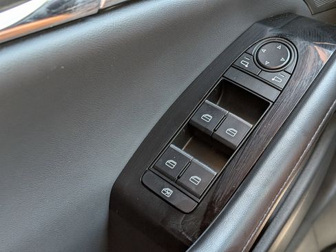 Certified 2025 MAZDA MAZDA3 s image 20