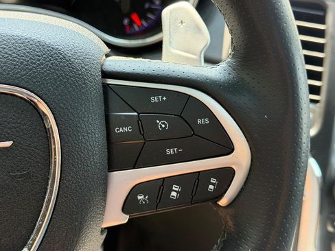 Used 2018 Jeep Grand Cherokee SRT w/ Trailer Tow Group IV AWD/4WD image 18