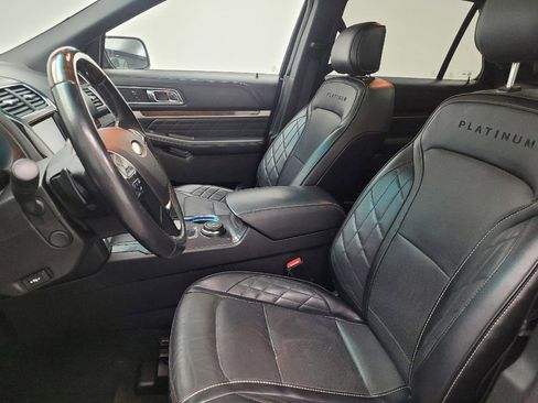 Used 2016 Ford Explorer Platinum AWD/4WD image 17
