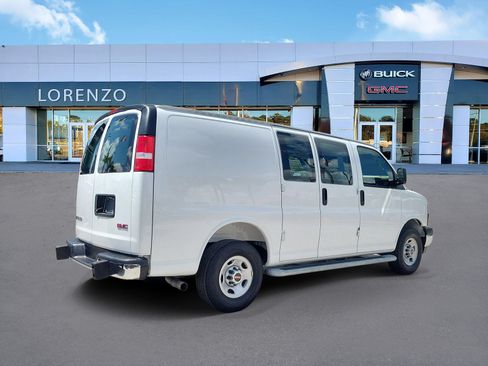 Used 2025 GMC Savana 2500 w/ Driver Convenience Package RWD image 5