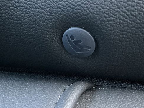 Used 2025 Buick Envista Preferred image 16