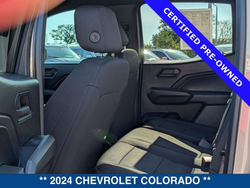 Used 2024 Chevrolet Colorado Trail Boss w/ Technology Package image 14