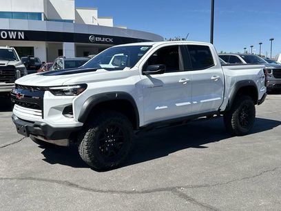 Used 2025 Chevrolet Colorado ZR2 w/ Midnight Edition