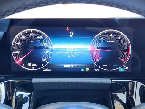 Used 2025 Mercedes-Benz GLA 250 4MATIC image 20