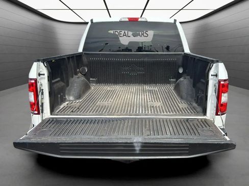 Used 2018 Ford F150 XLT w/ Equipment Group 301A Mid RWD image 16