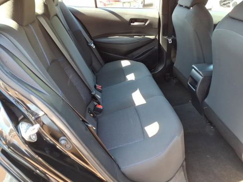 Used 2022 Toyota Corolla SE FWD image 11