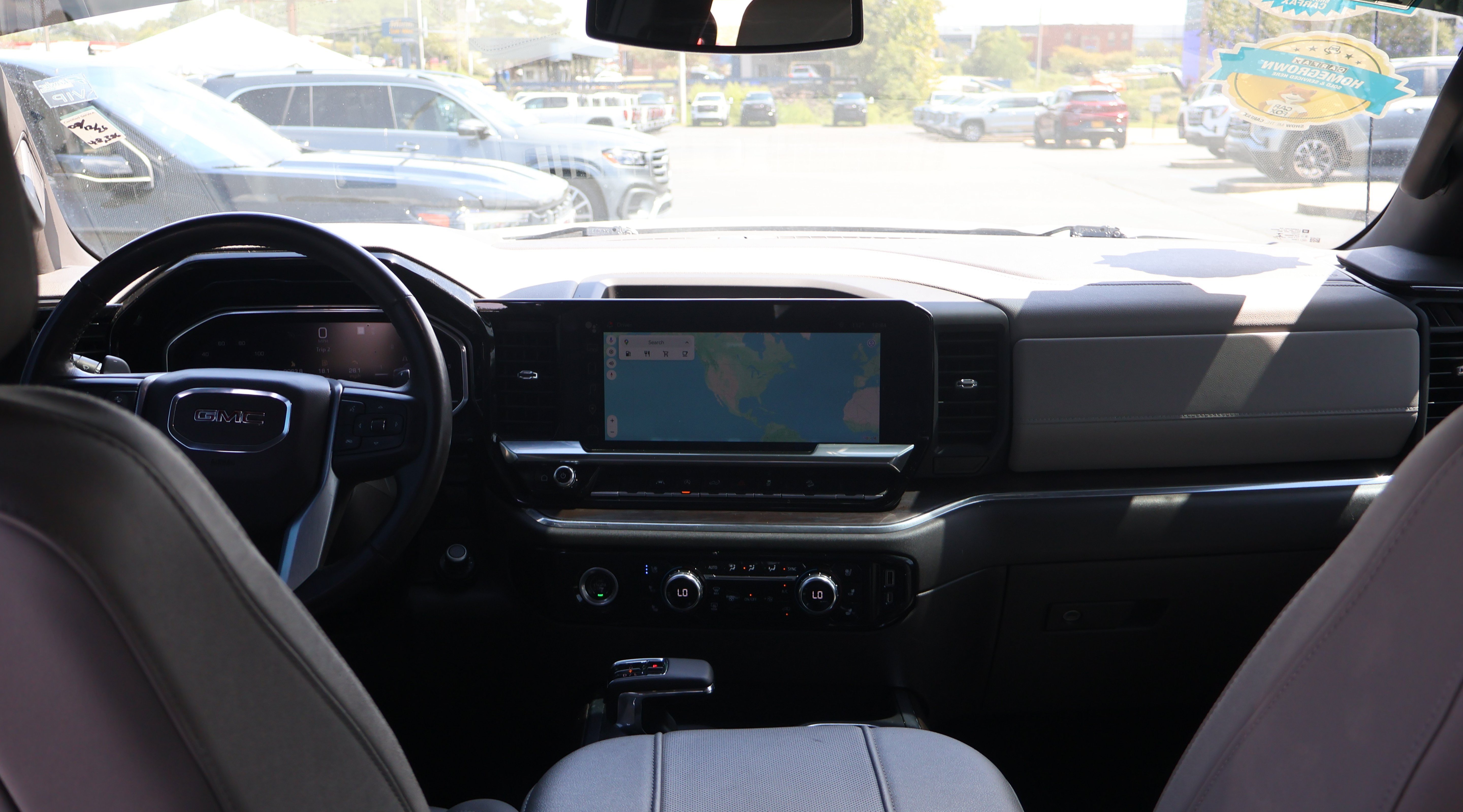 Used 2023 GMC Sierra 1500 SLT w/ SLT Premium Package AWD/4WD image 6