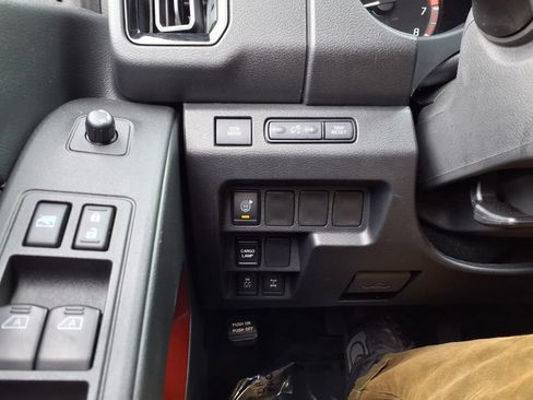 Used 2026 Nissan Frontier PRO-4X AWD/4WD image 17